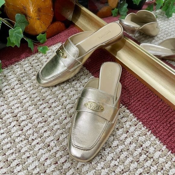 MICHAEL Michael Kors Plate Mules in Gold 6.5 - Picture 2 of 7